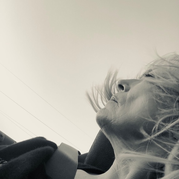 Meet your Posher, Susan - Picture 2 of 3